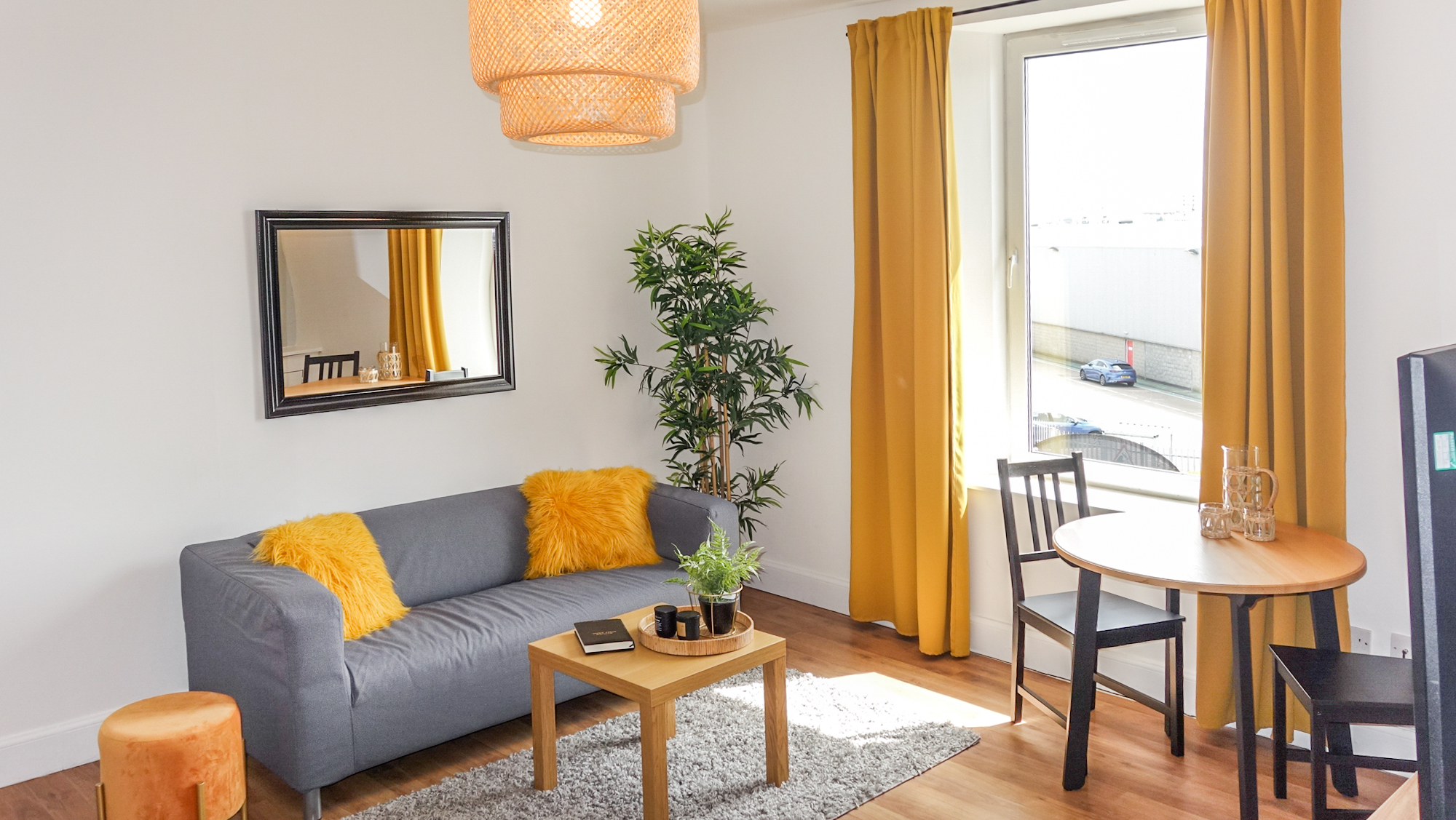 Twin Room, Guild Street, Aberdeen